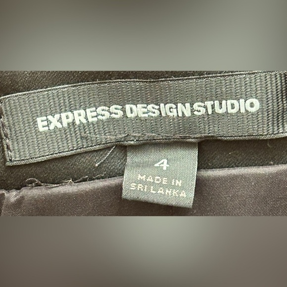 Express Design Studio Black Blazer with shoulder pads and pockets size 4 - Picture 10 of 10
